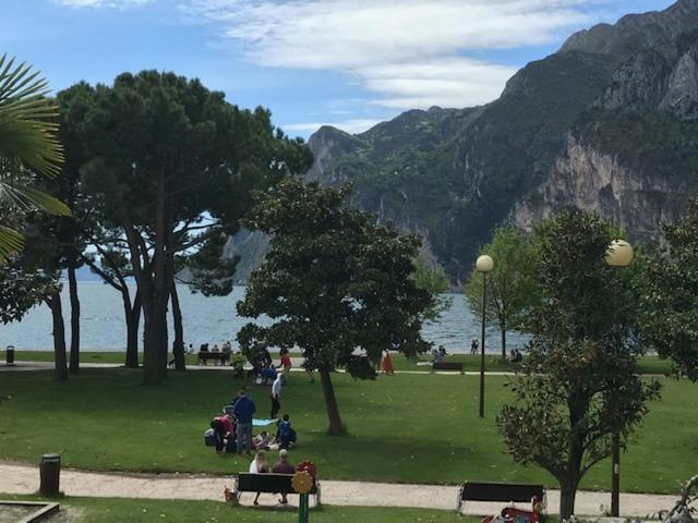 Appartement Balcone Sul Lago Рива-дель-Гарда Экстерьер фото